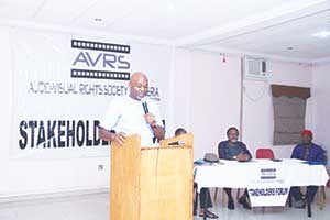 RMD speaking at the AVRS Asaba stakeholders meeting