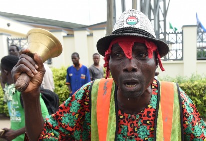 000_AV4WJ-e1463647414784