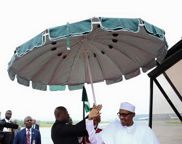 Buhari-leaves-for-Kenya2