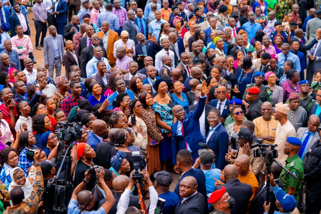 UPDATED: Sanwo-Olu promises Lagos workers salary increment, more staff buses, over 100 official vehicles to Directors